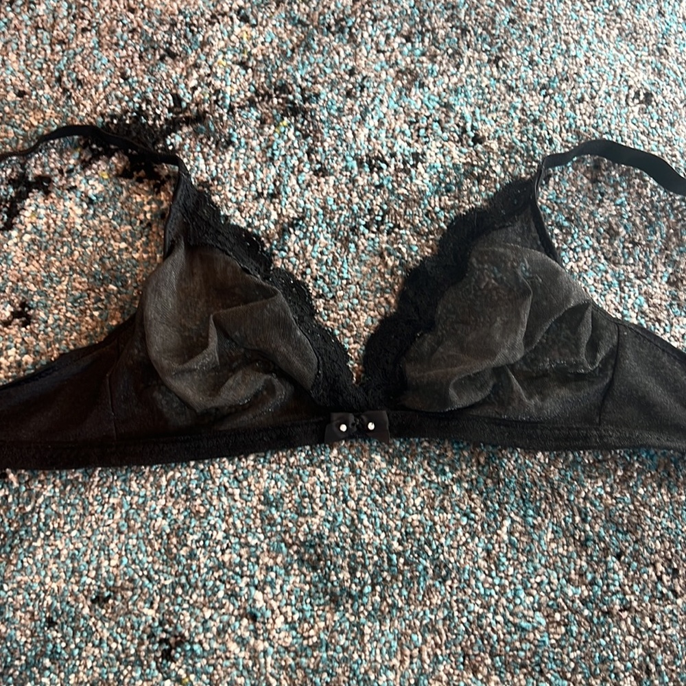 Vintage Black Sheer Lace Pearl Bow Bra